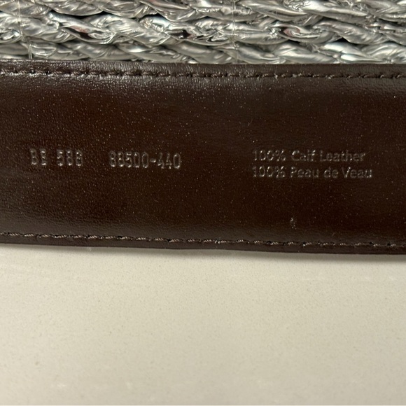 Hugo Boss brown leather belt - Picture 3 of 4